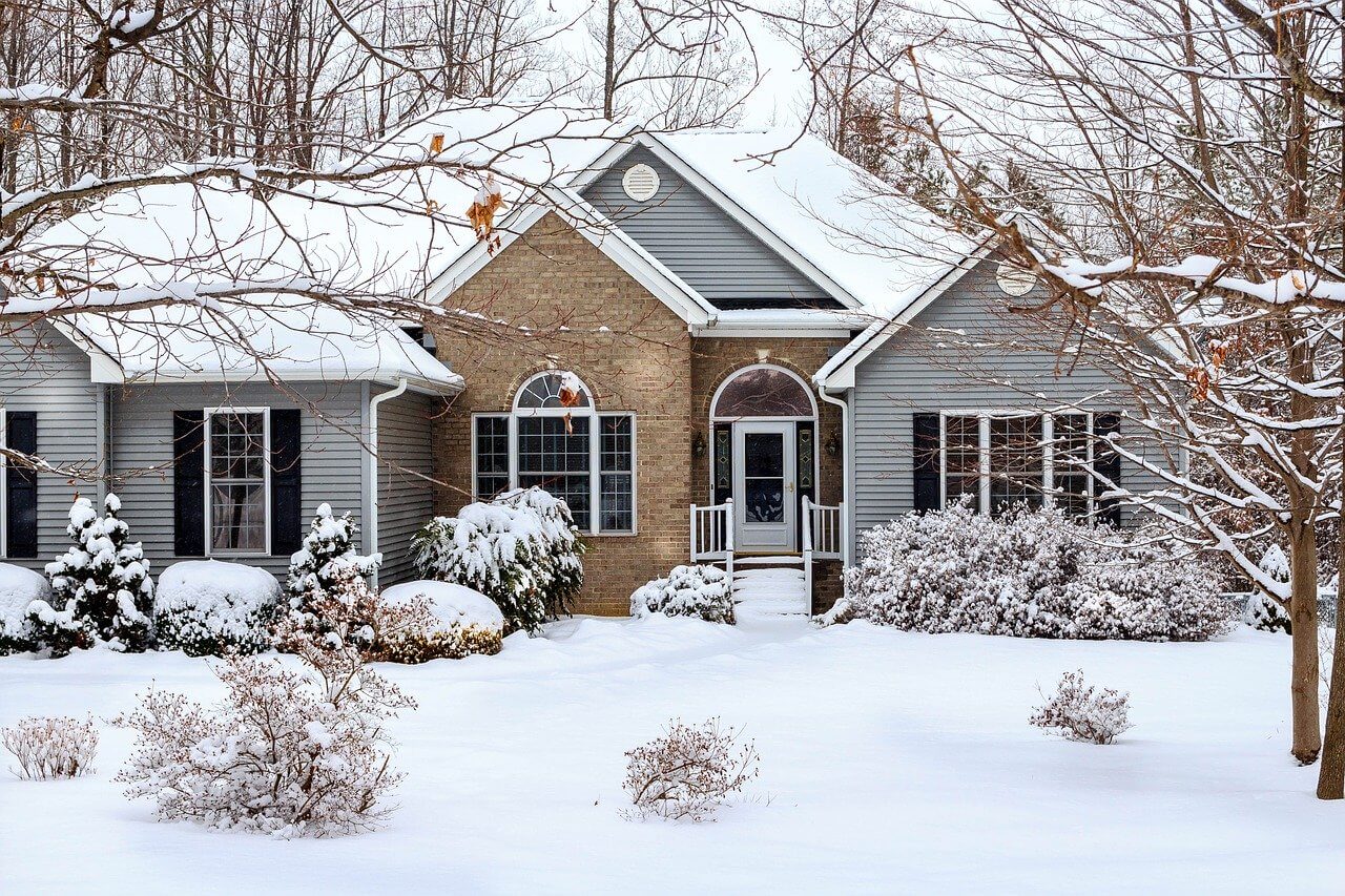5 Ways to Improve Curb Appeal in Winter