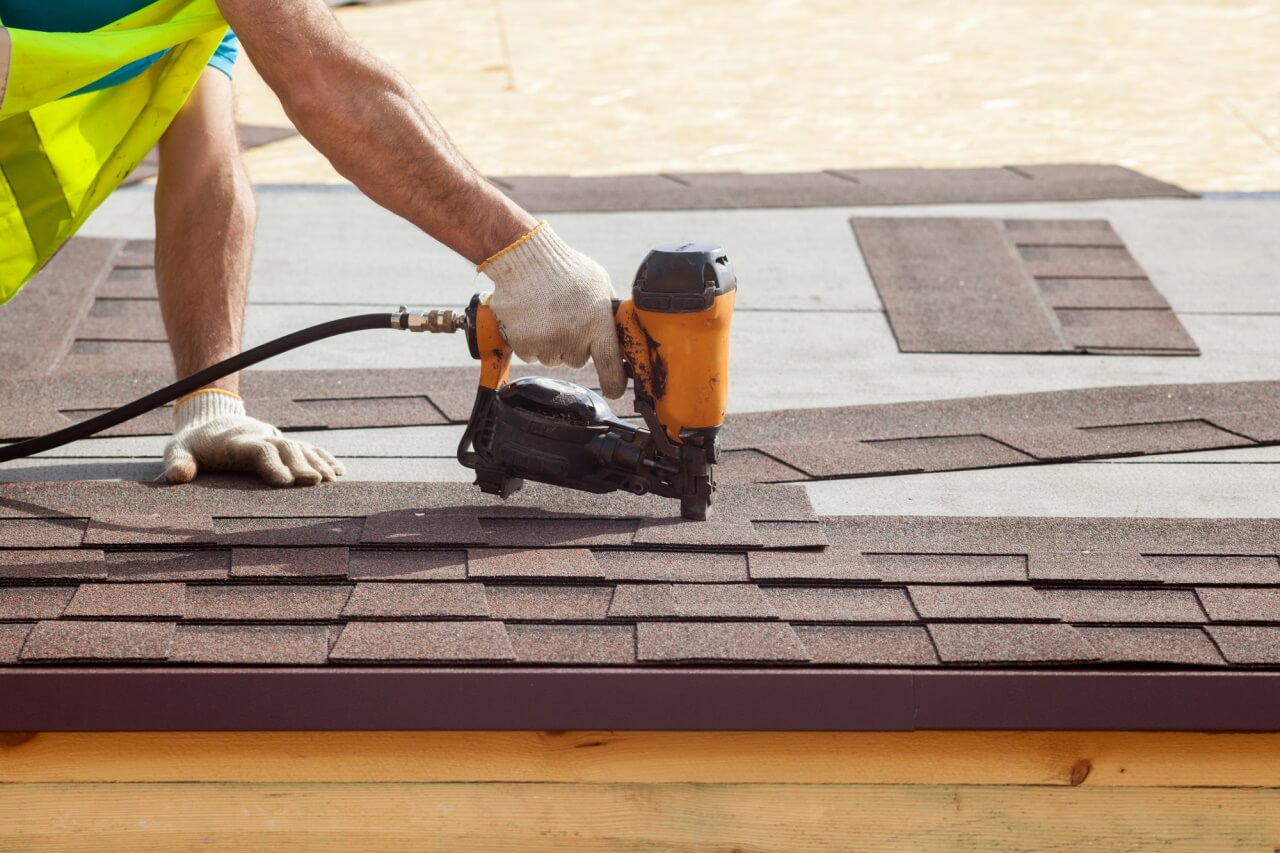 The Pros and Cons of Types of Roofing Materials for Your Home